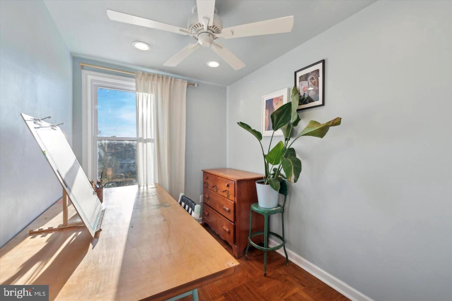 4572 Manayunk (10)